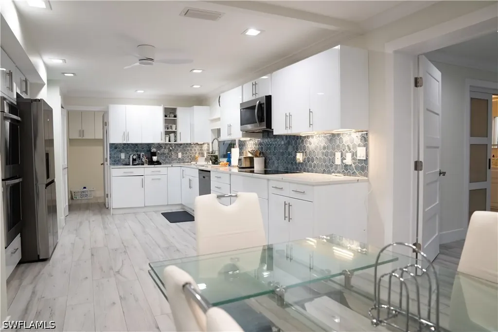 675 18th Avenue S Naples FL 34102