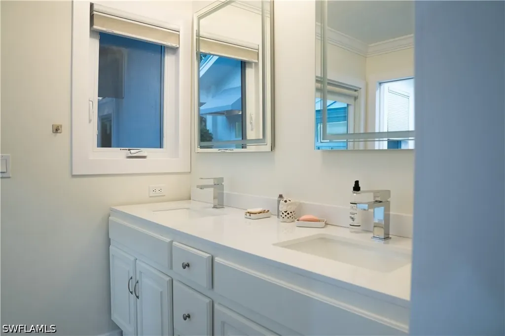 675 18th Avenue S Naples FL 34102