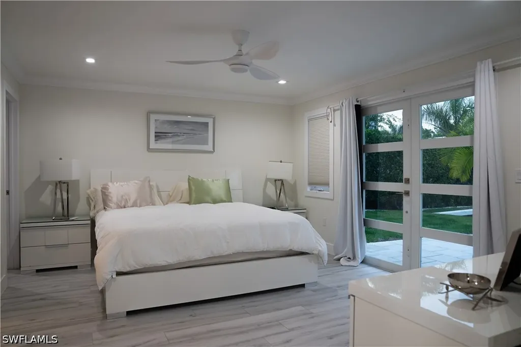 675 18th Avenue S Naples FL 34102