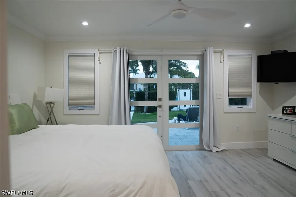 675 18th Avenue S Naples FL 34102