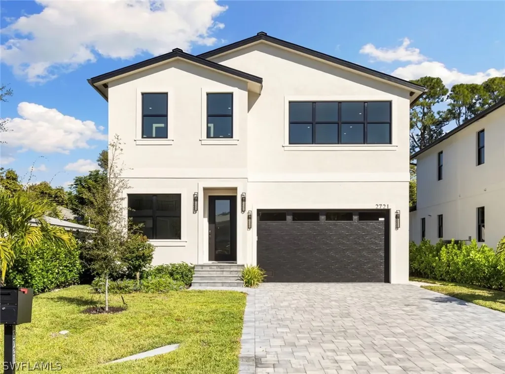 2721 Van Buren Avenue Naples FL 34112
