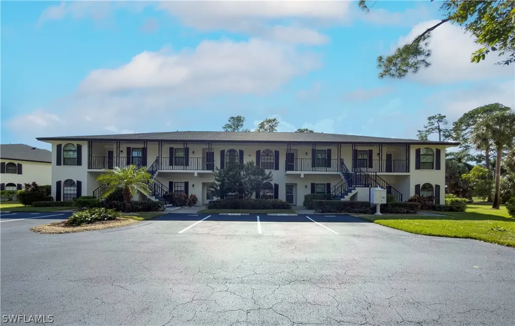 809 Augusta Boulevard Naples FL 34113
