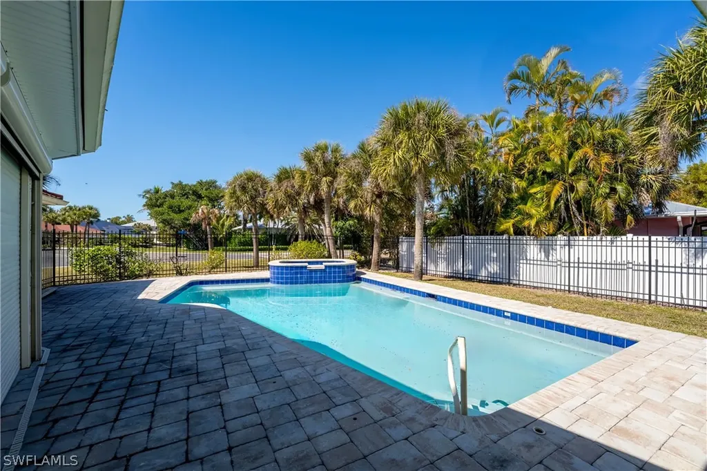 3730 Agate Court Sanibel FL 33957
