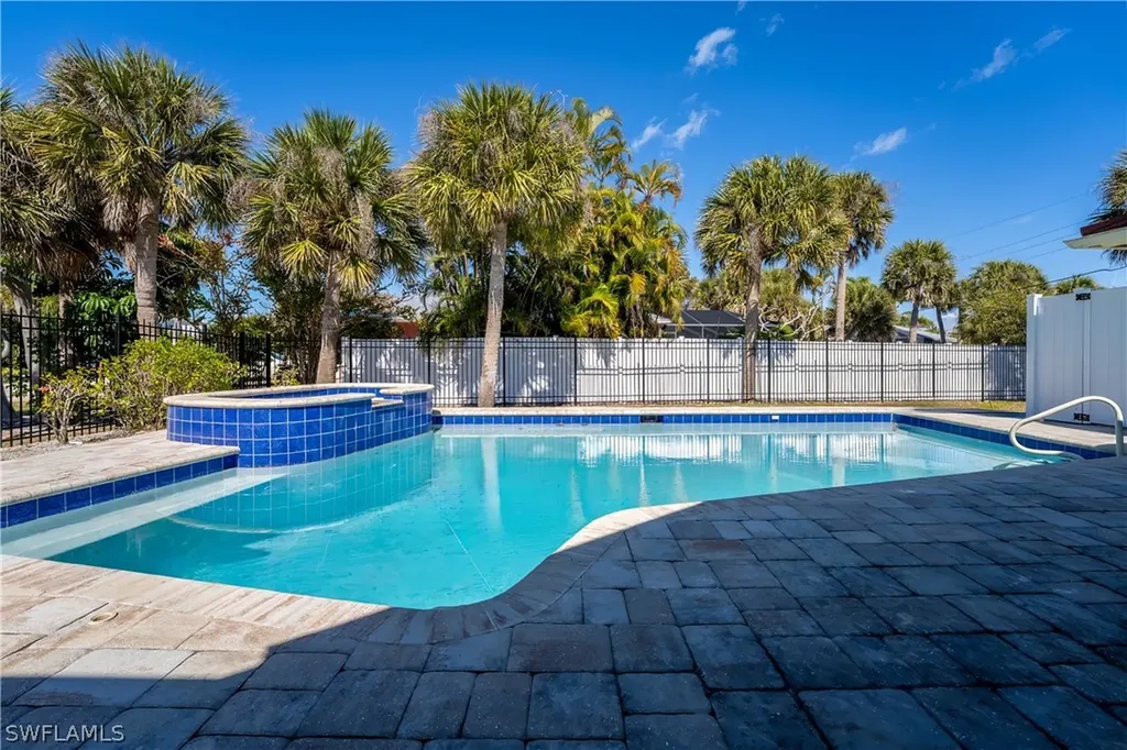 3730 Agate Court Sanibel FL 33957