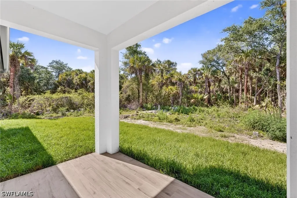 3043 28th Avenue SE Naples FL 34117