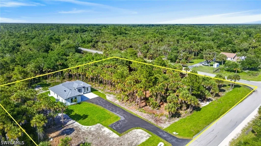 3043 28th Avenue SE Naples FL 34117