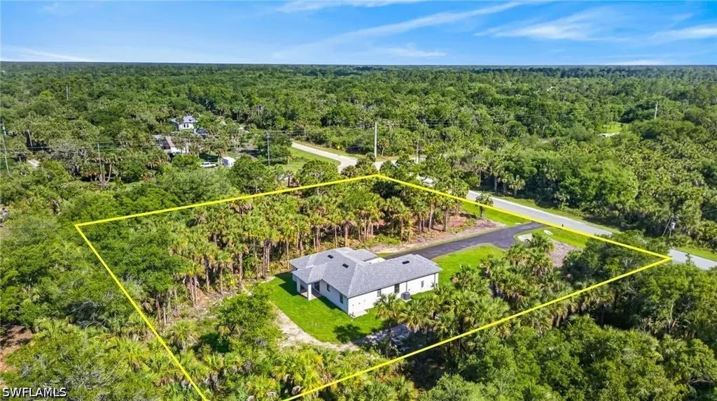 3043 28th Avenue SE Naples FL 34117
