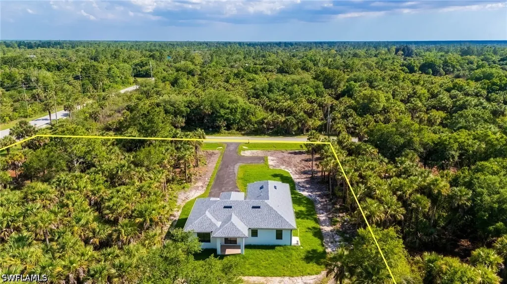 3043 28th Avenue SE Naples FL 34117