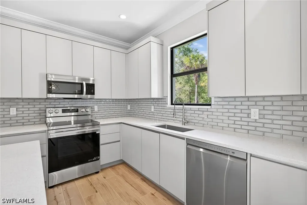 3043 28th Avenue SE Naples FL 34117