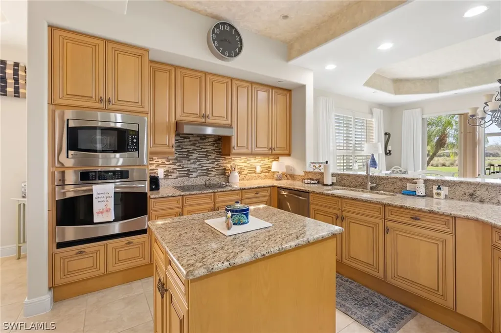 584 Avellino Isle Circle Naples FL 34119