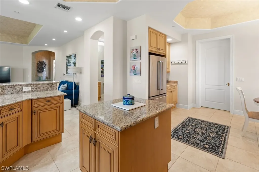 584 Avellino Isle Circle Naples FL 34119