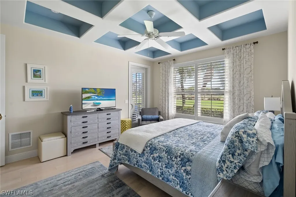 584 Avellino Isle Circle Naples FL 34119