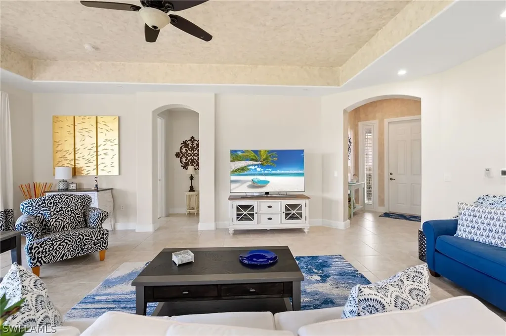 584 Avellino Isle Circle Naples FL 34119