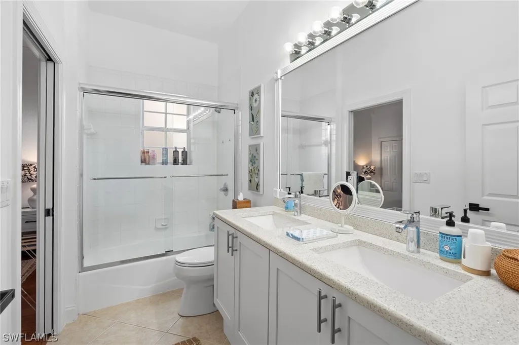 845 Vistana Circle Naples FL 34119