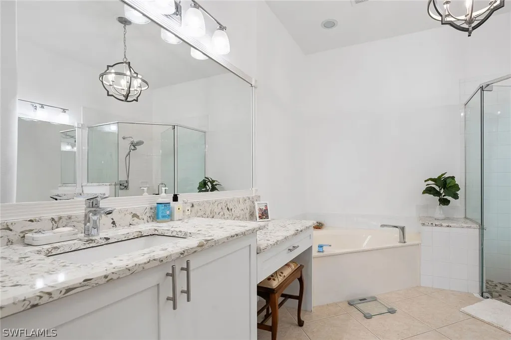 845 Vistana Circle Naples FL 34119