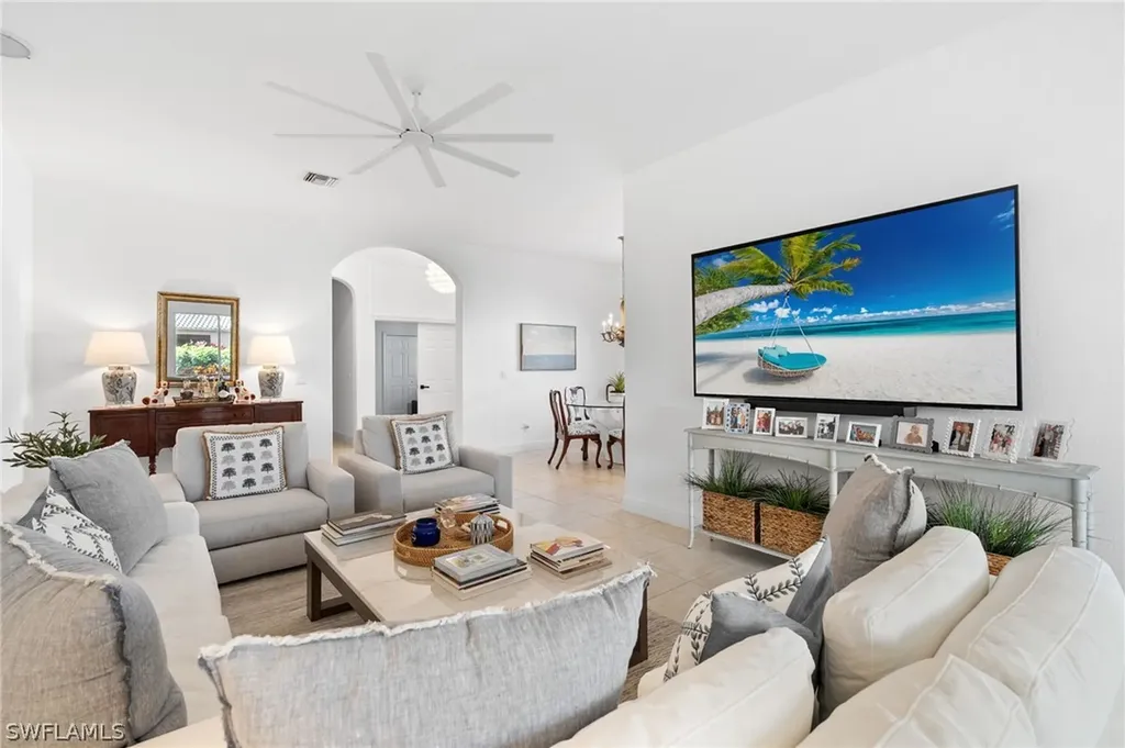 845 Vistana Circle Naples FL 34119