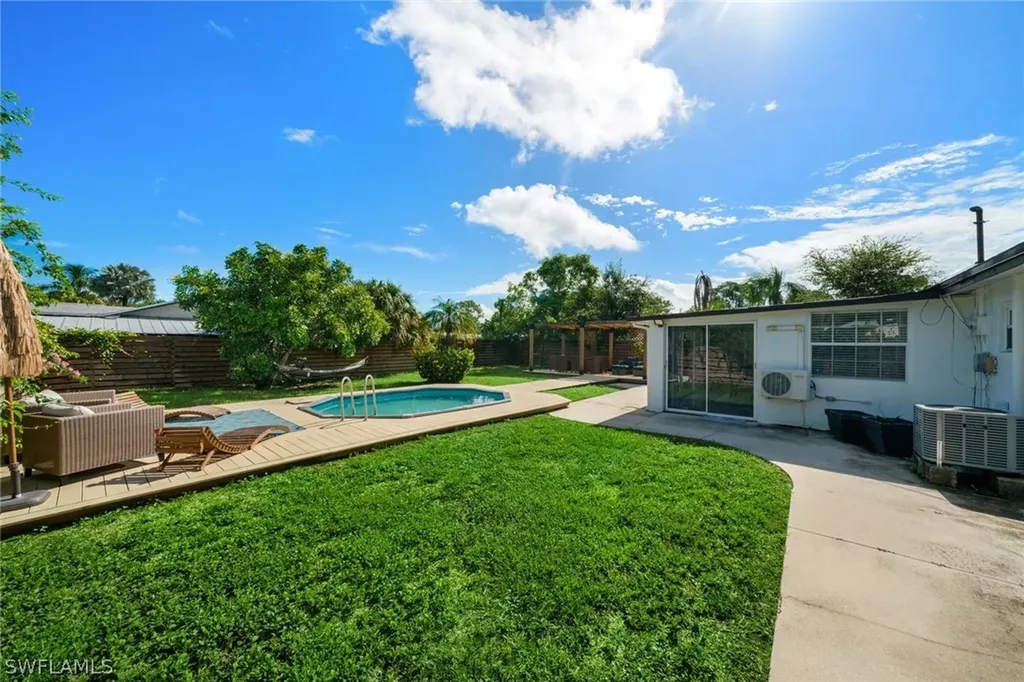 3999 Guava Drive Naples FL 34104