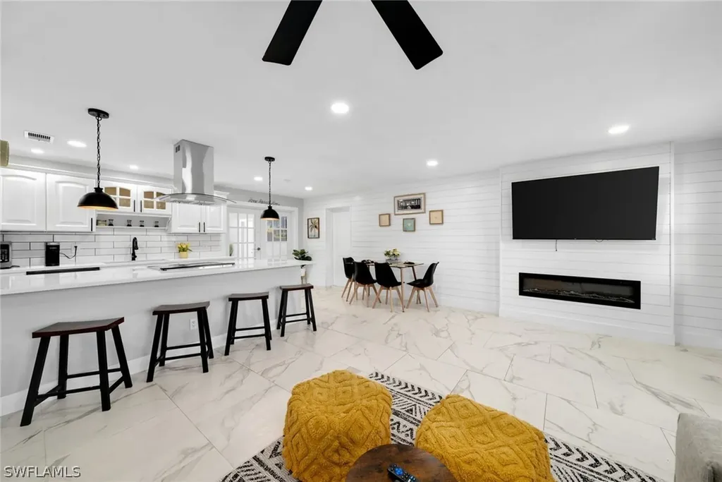 3999 Guava Drive Naples FL 34104