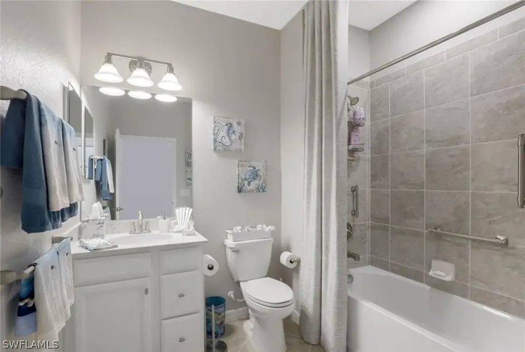 17260 Cherrywood Court Bonita Springs FL 34135