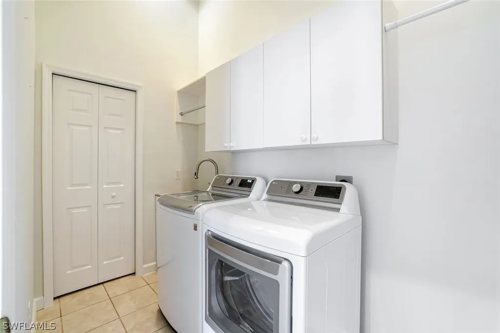 2055 Cascades Drive Naples FL 34112
