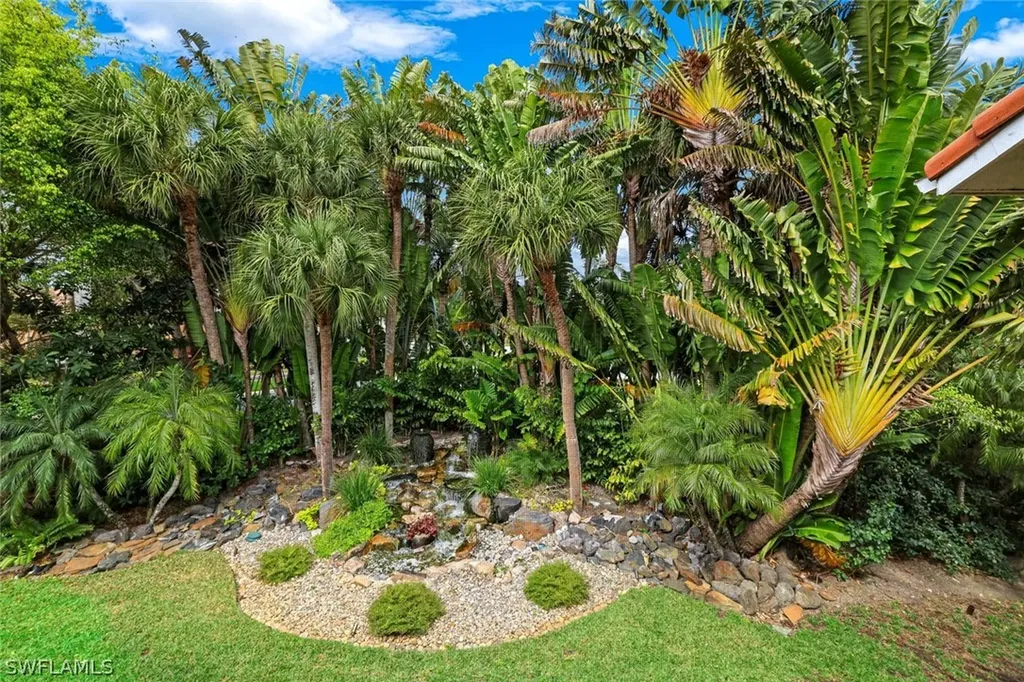2055 Cascades Drive Naples FL 34112