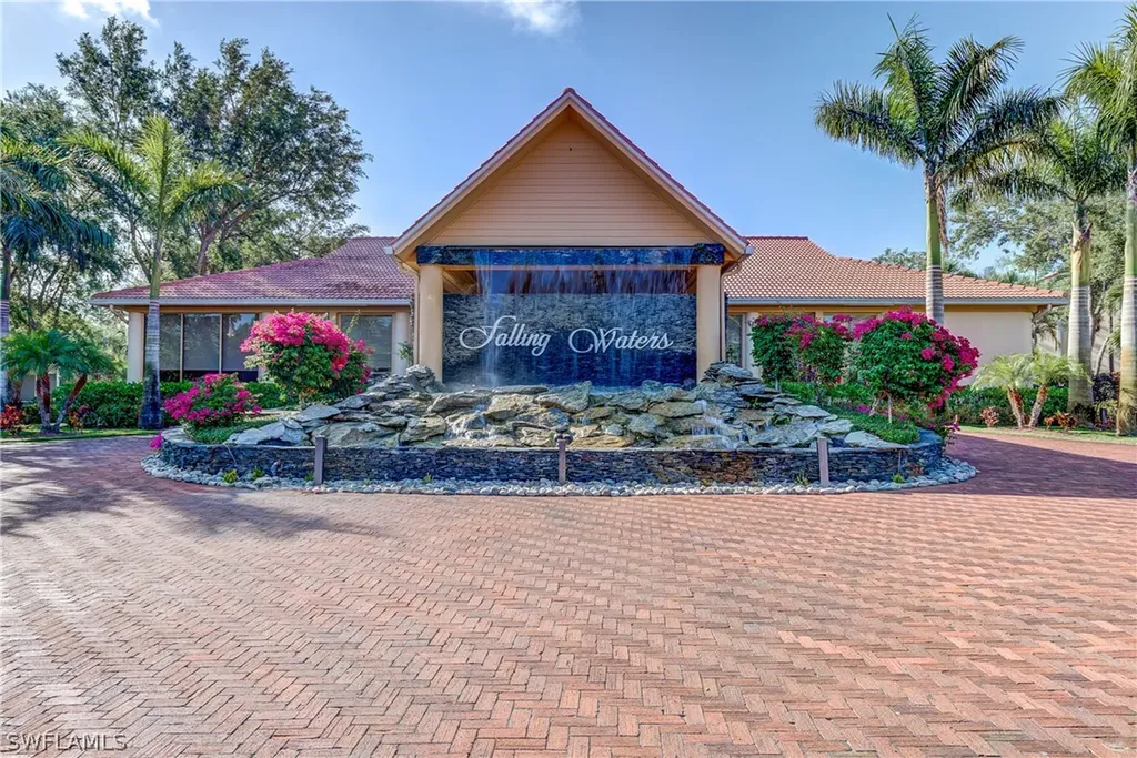 2055 Cascades Drive Naples FL 34112