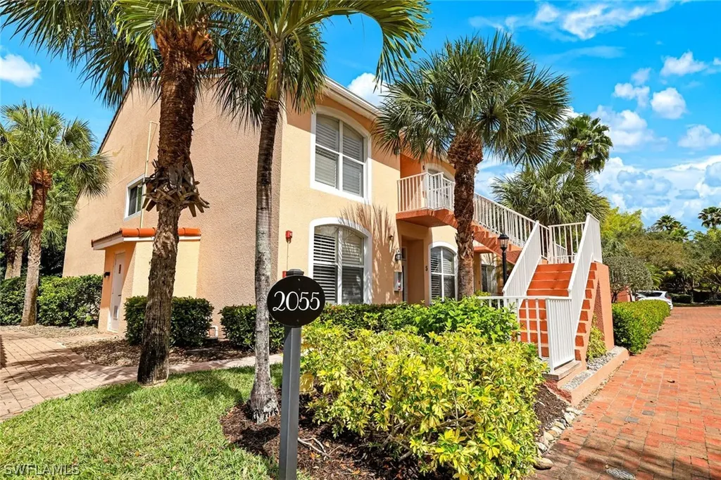 2055 Cascades Drive Naples FL 34112