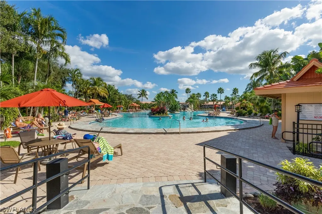 2055 Cascades Drive Naples FL 34112