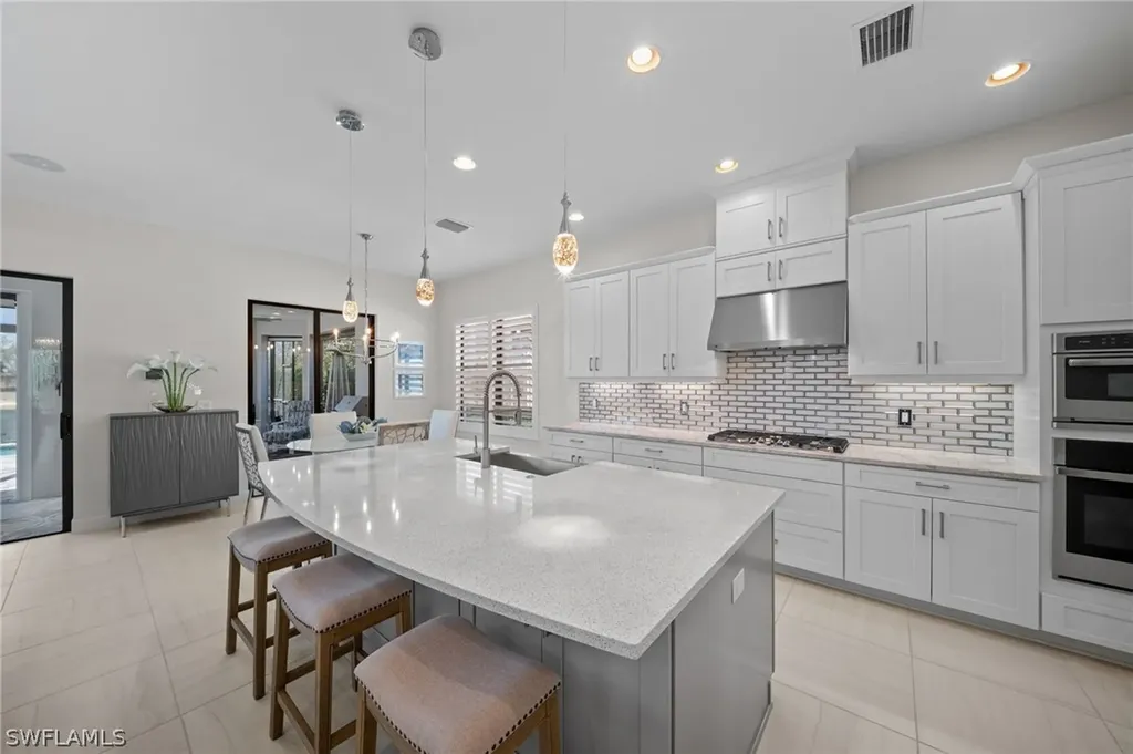 8785 Cavano Street E Naples FL 34119