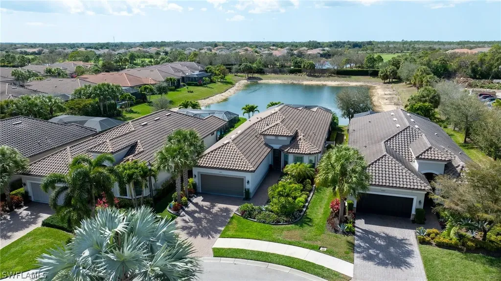 8785 Cavano Street E Naples FL 34119