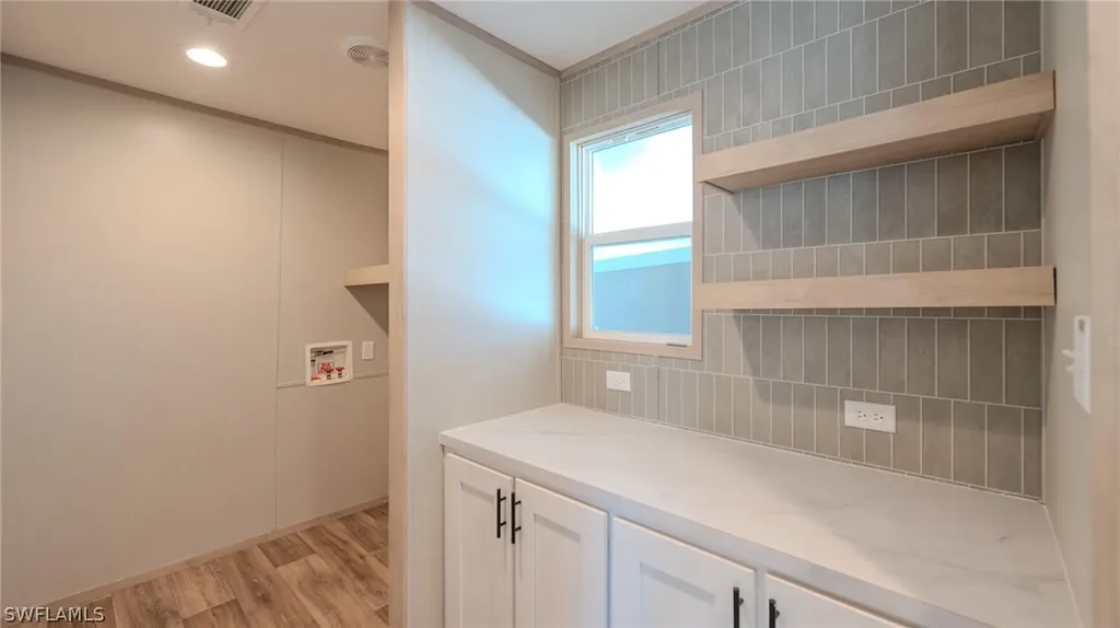 16050 Tierra Plaza Fort Myers FL 33908