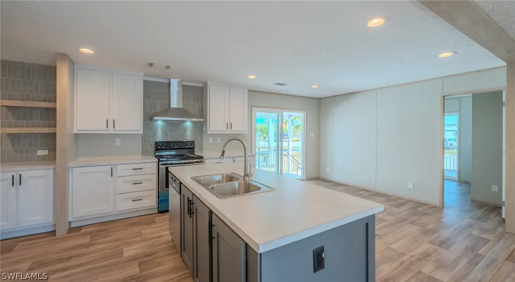 16050 Tierra Plaza Fort Myers FL 33908