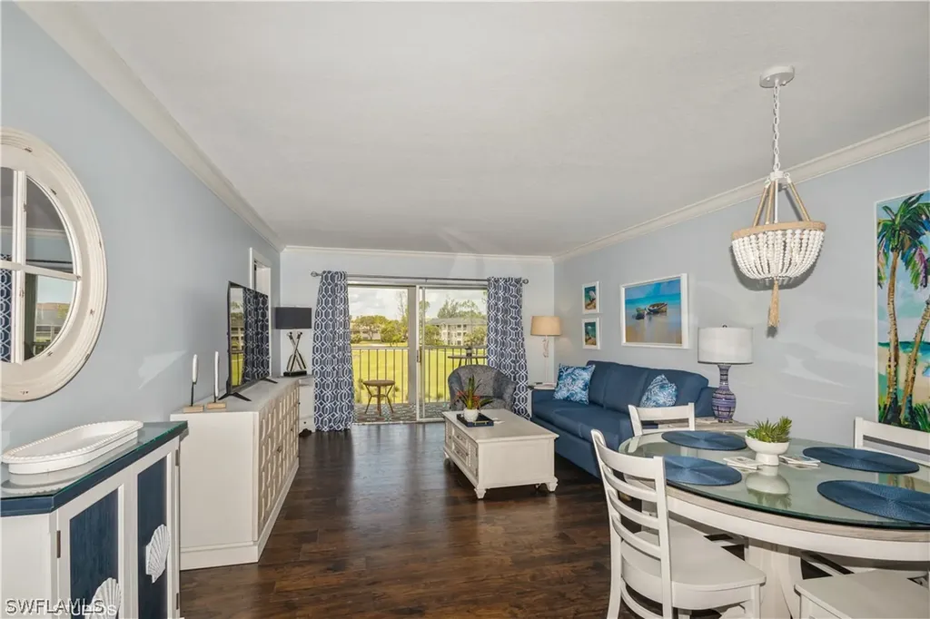 190 Turtle Lake Court Naples FL 34105