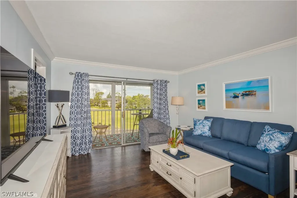 190 Turtle Lake Court Naples FL 34105