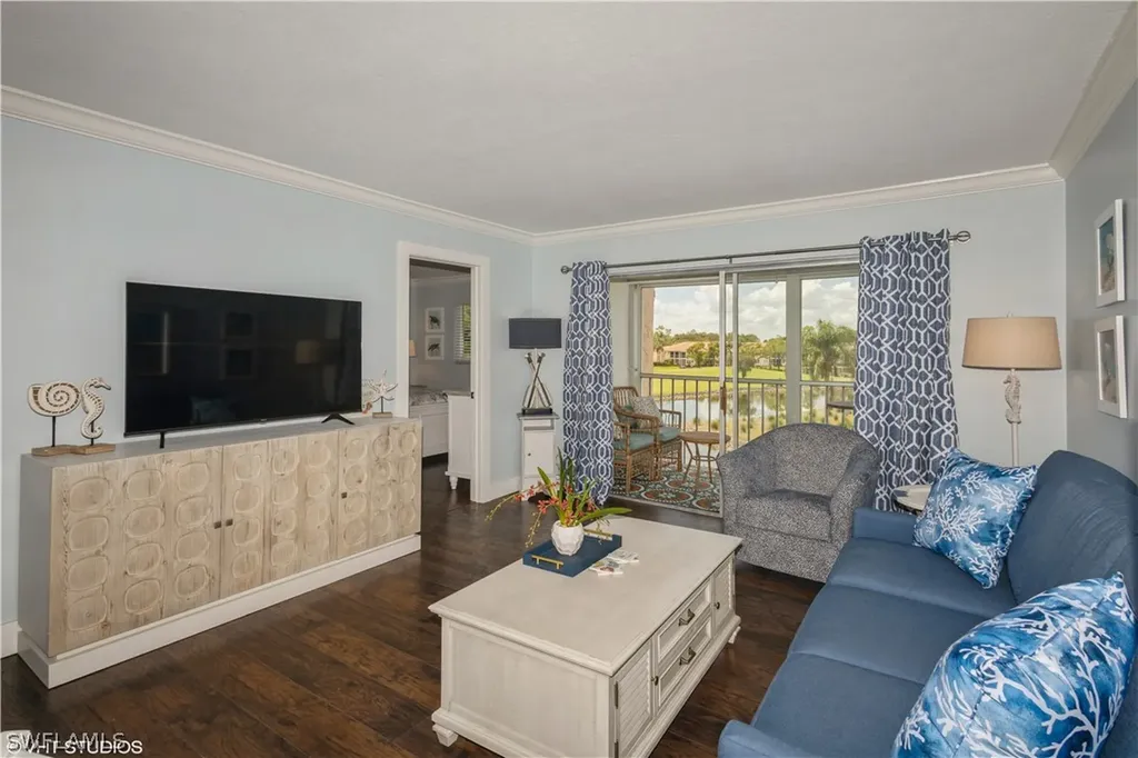 190 Turtle Lake Court Naples FL 34105