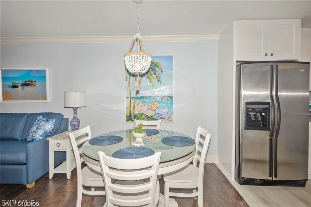 190 Turtle Lake Court Naples FL 34105
