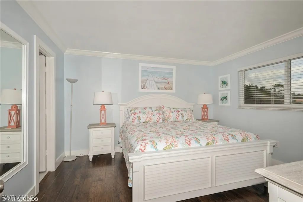 190 Turtle Lake Court Naples FL 34105