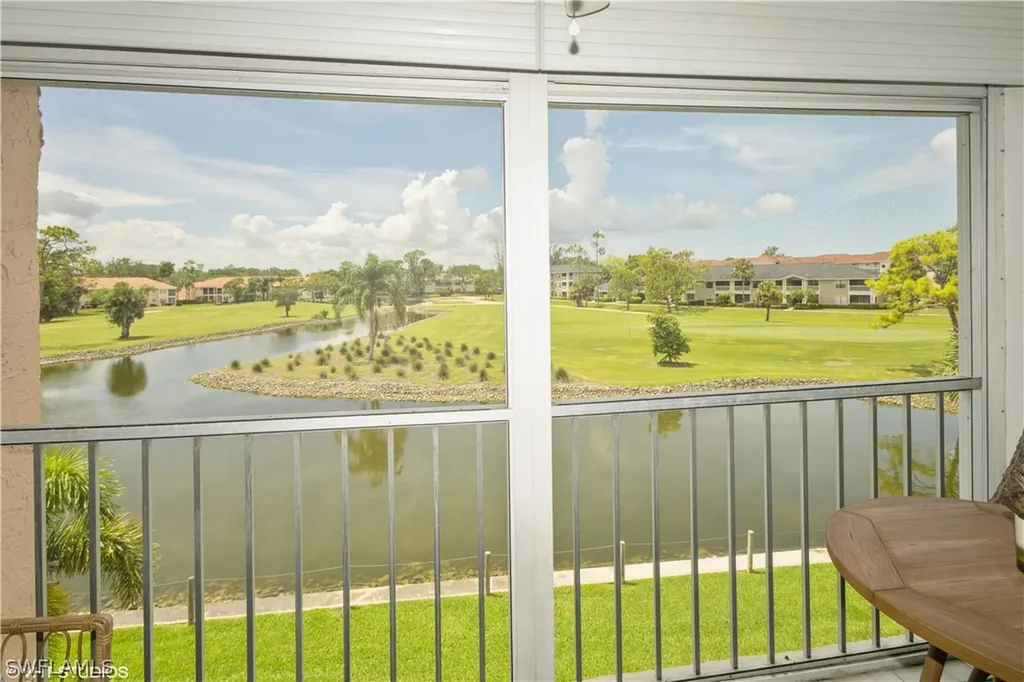 190 Turtle Lake Court Naples FL 34105