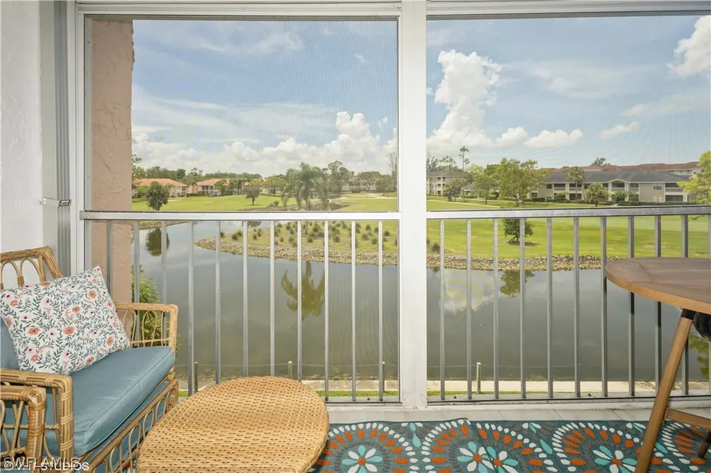 190 Turtle Lake Court Naples FL 34105