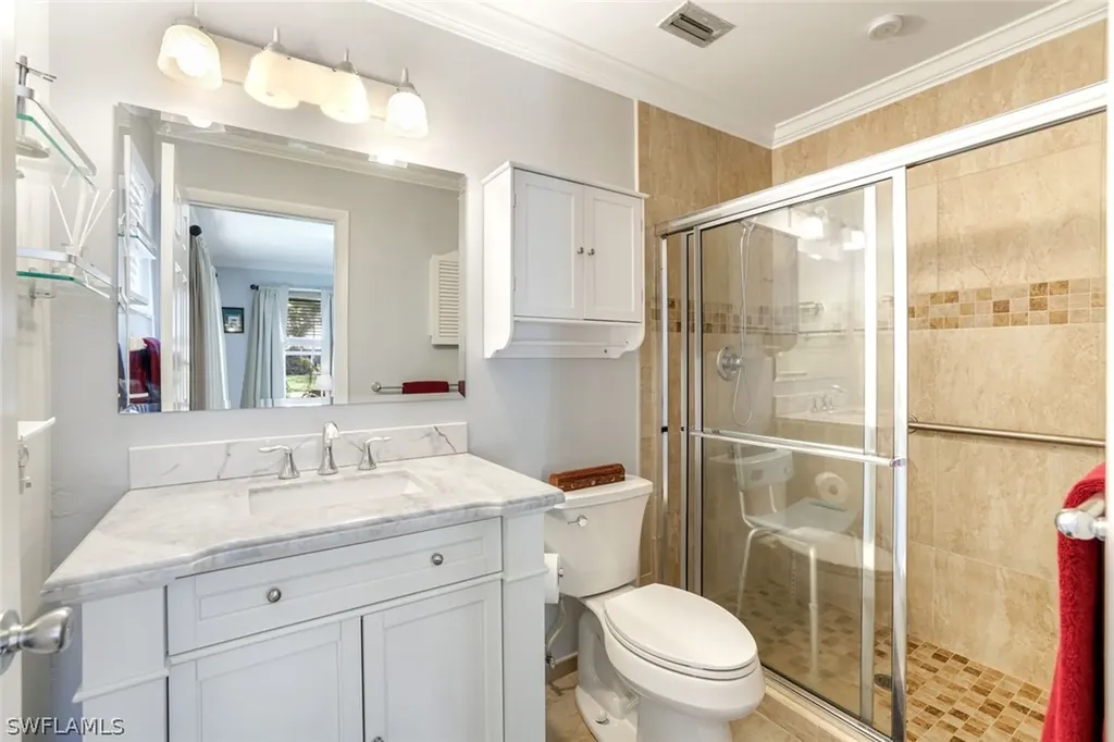 561 Palm View Drive Naples FL 34110