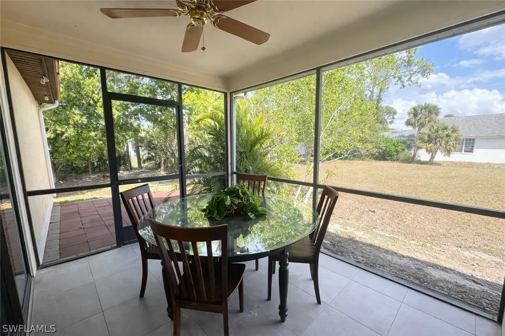 839 108th Avenue N Naples FL 34108