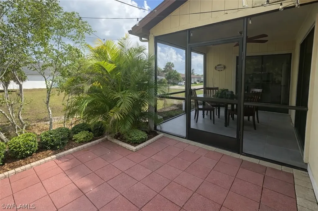 839 108th Avenue N Naples FL 34108