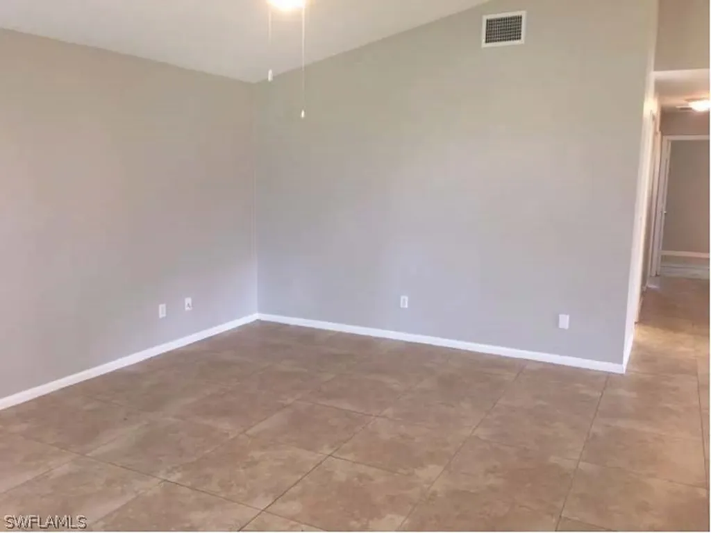839 108th Avenue N Naples FL 34108