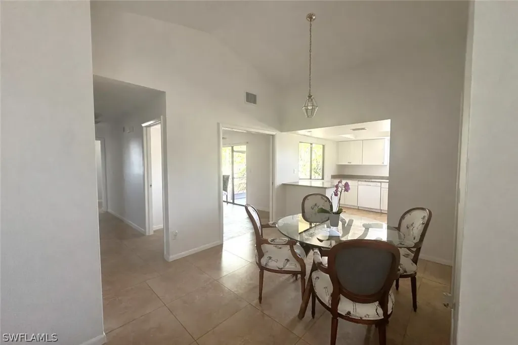 839 108th Avenue N Naples FL 34108