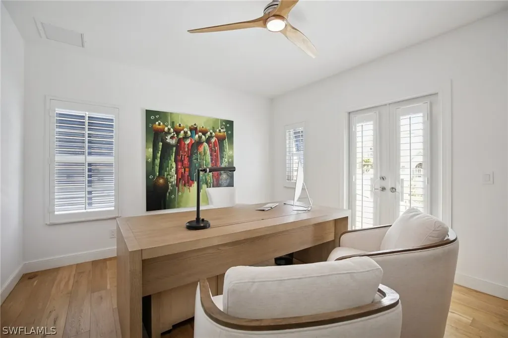 451 Oak Avenue Naples FL 34108