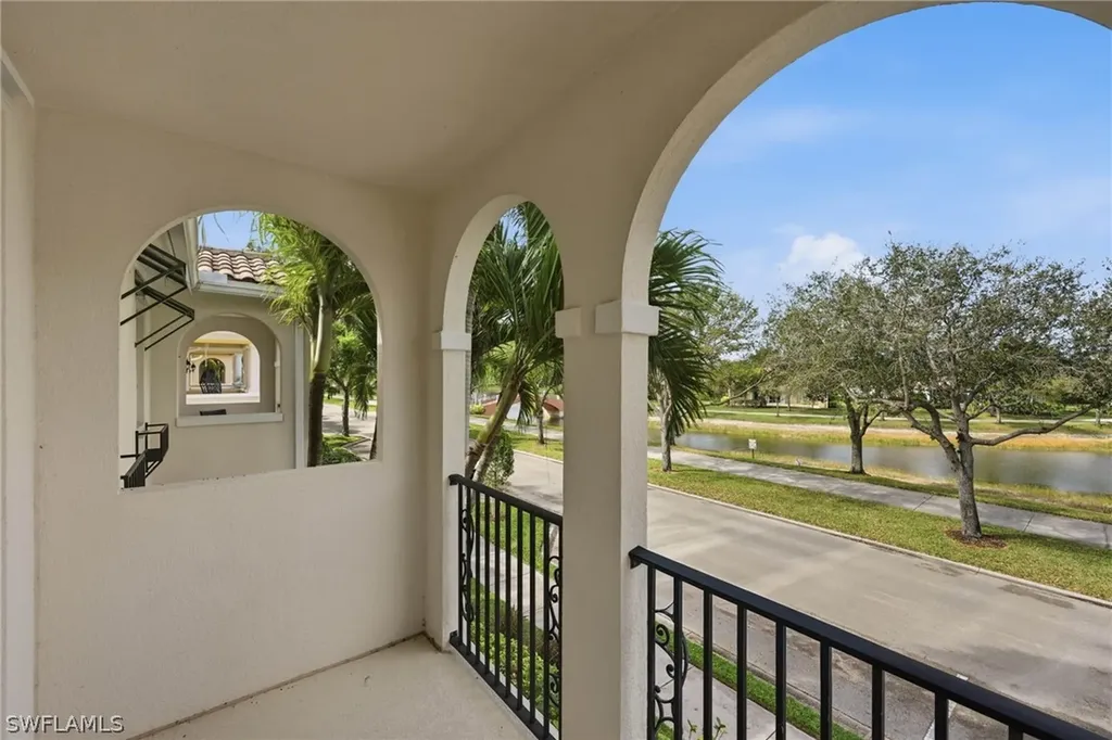 8108 Josefa Way Naples FL 34114