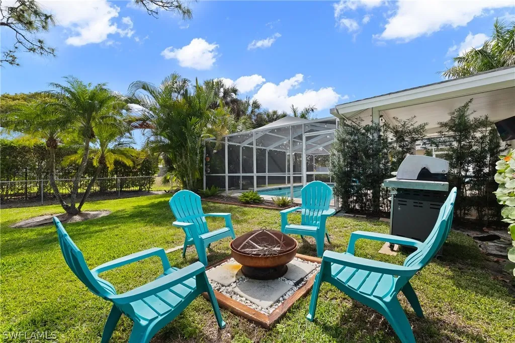 660 111th Avenue N Naples FL 34108