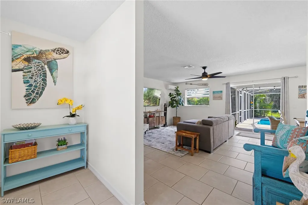 660 111th Avenue N Naples FL 34108