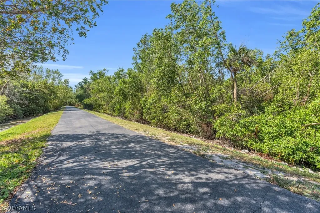 5550 Heron Point Drive Naples FL 34108
