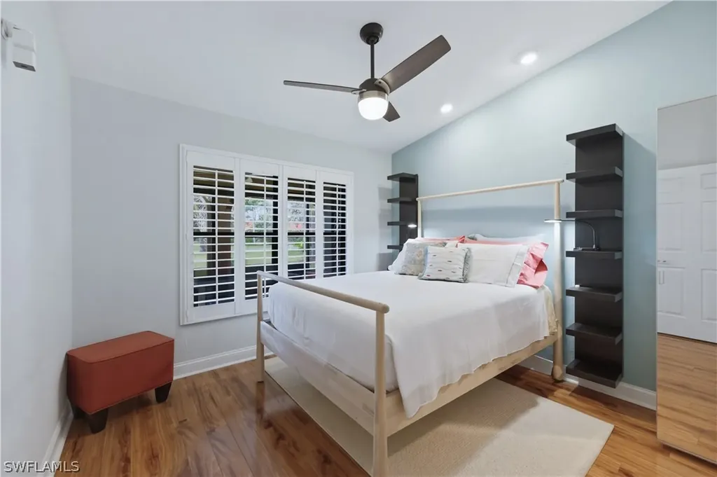 2018 Pine Isle Lane Naples FL 34112